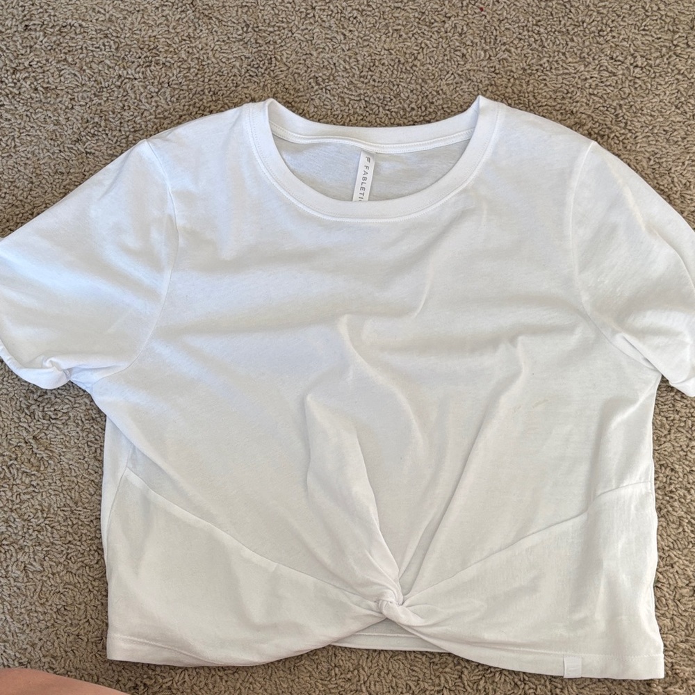 Fabletics White Knotted Crop Top